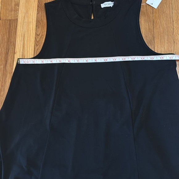 BCBGeneration Classic Black Top dress - Picture 10 of 12